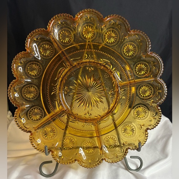 Amber Brockway American Concord divided relish plate - Picture 3 of 8